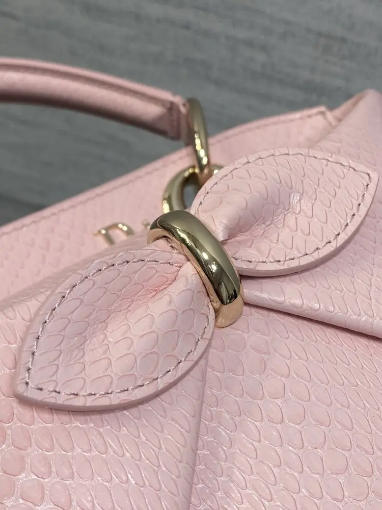 Christian Dior Женская кожаная сумка Dior Cigale 28 см — Фото 4