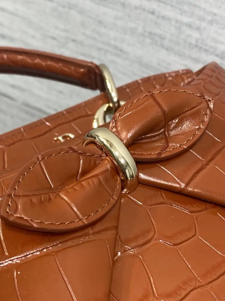 Christian Dior Жіноча шкіряна сумка Dior Cigale 28 см — Фото 4
