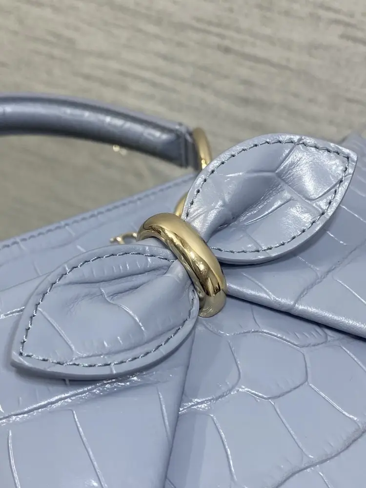 Christian Dior Жіноча шкіряна сумка Dior Cigale 28 см — Фото 4