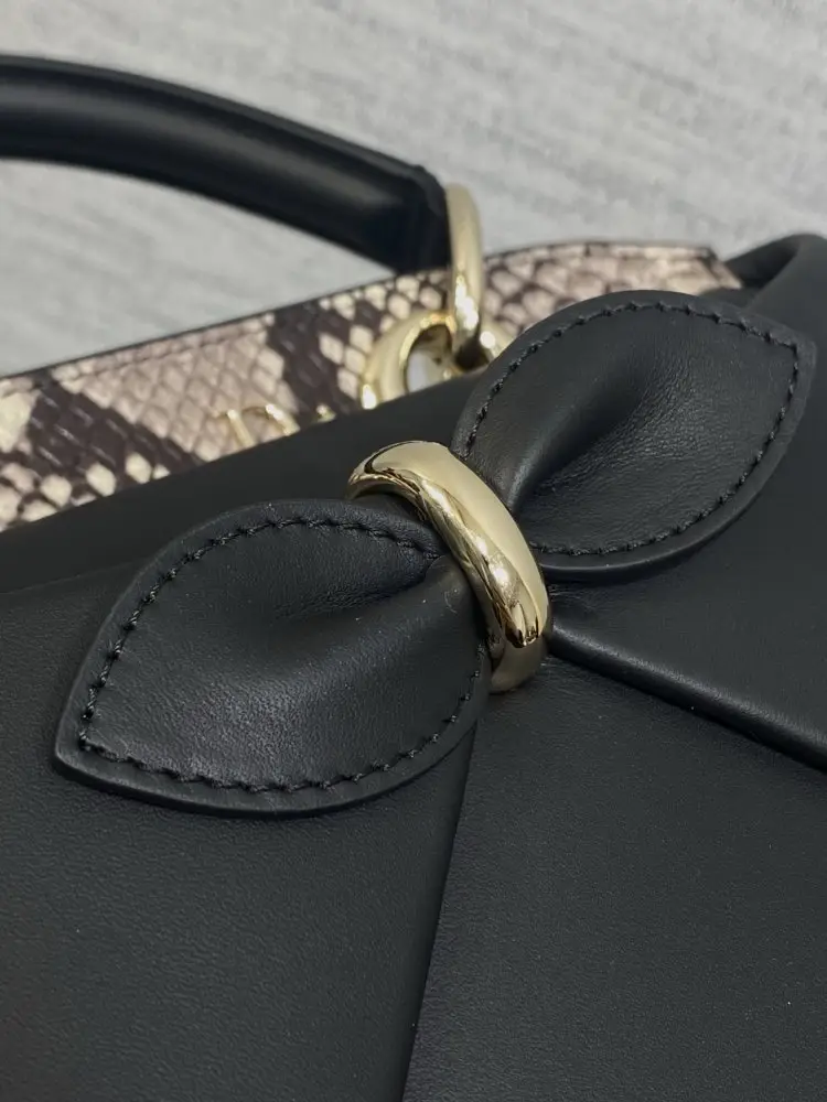 Christian Dior Жіноча шкіряна сумка Dior Cigale 28 см — Фото 4