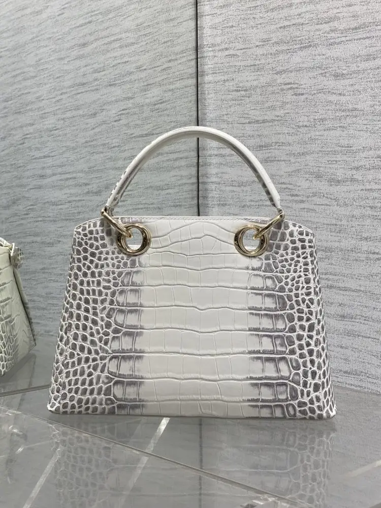 Christian Dior Жіноча шкіряна сумка Dior Cigale 28 см — Фото 5