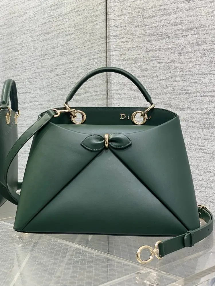 Christian Dior — Жіноча шкіряна сумка Dior Cigale 33 см
