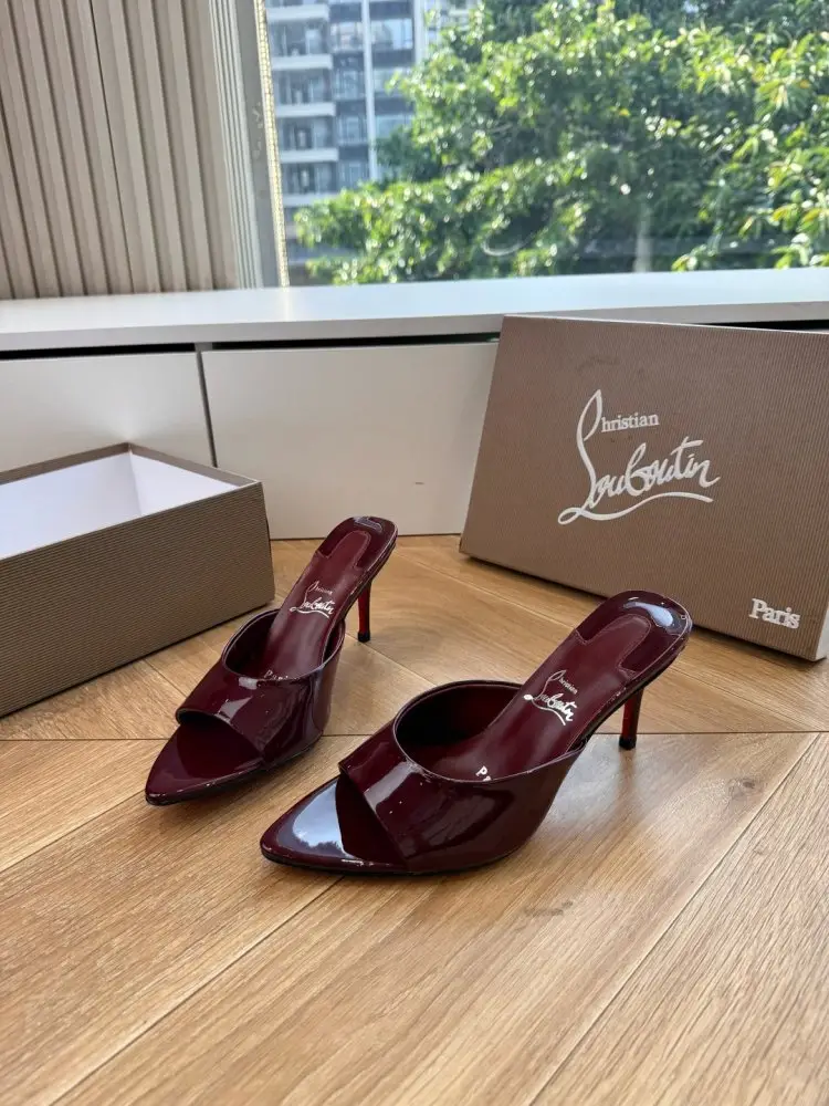 Christian Louboutin — Босоніжки