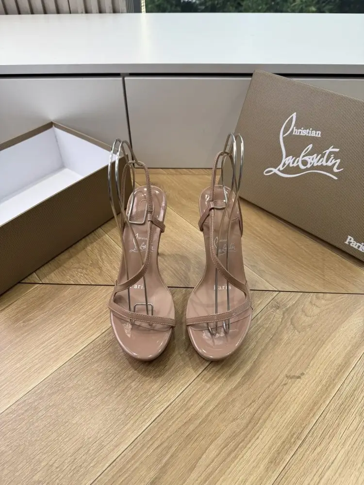 Christian Louboutin Босоножки — Фото 2