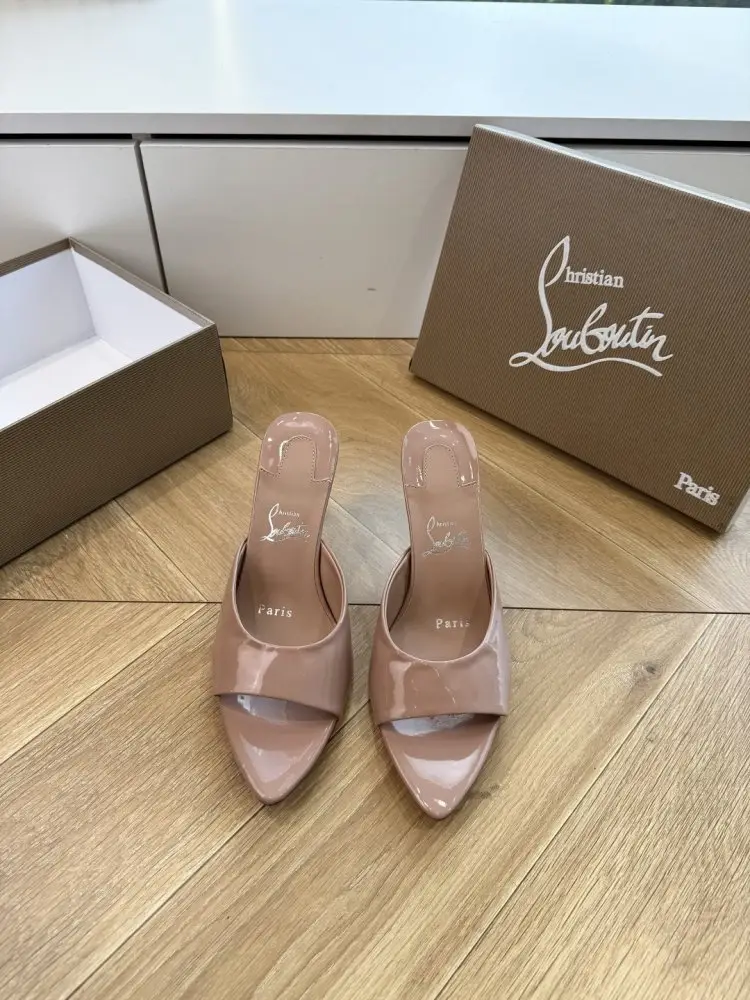 Christian Louboutin Босоножки — Фото 2
