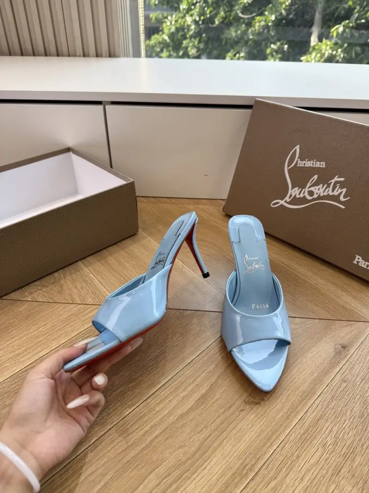 Christian Louboutin Босоніжки — Фото 3