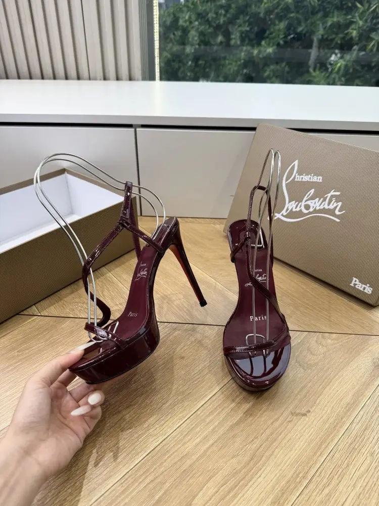 Christian Louboutin Босоніжки — Фото 3