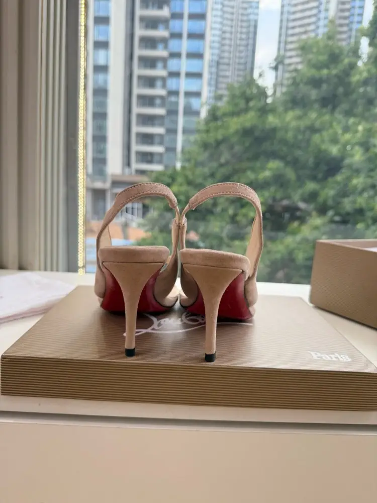Christian Louboutin Босоножки — Фото 5