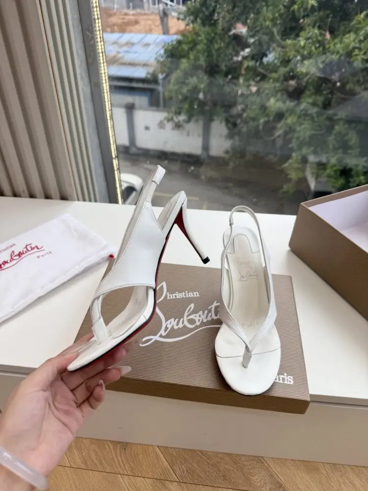 Christian Louboutin Босоножки — Фото 5
