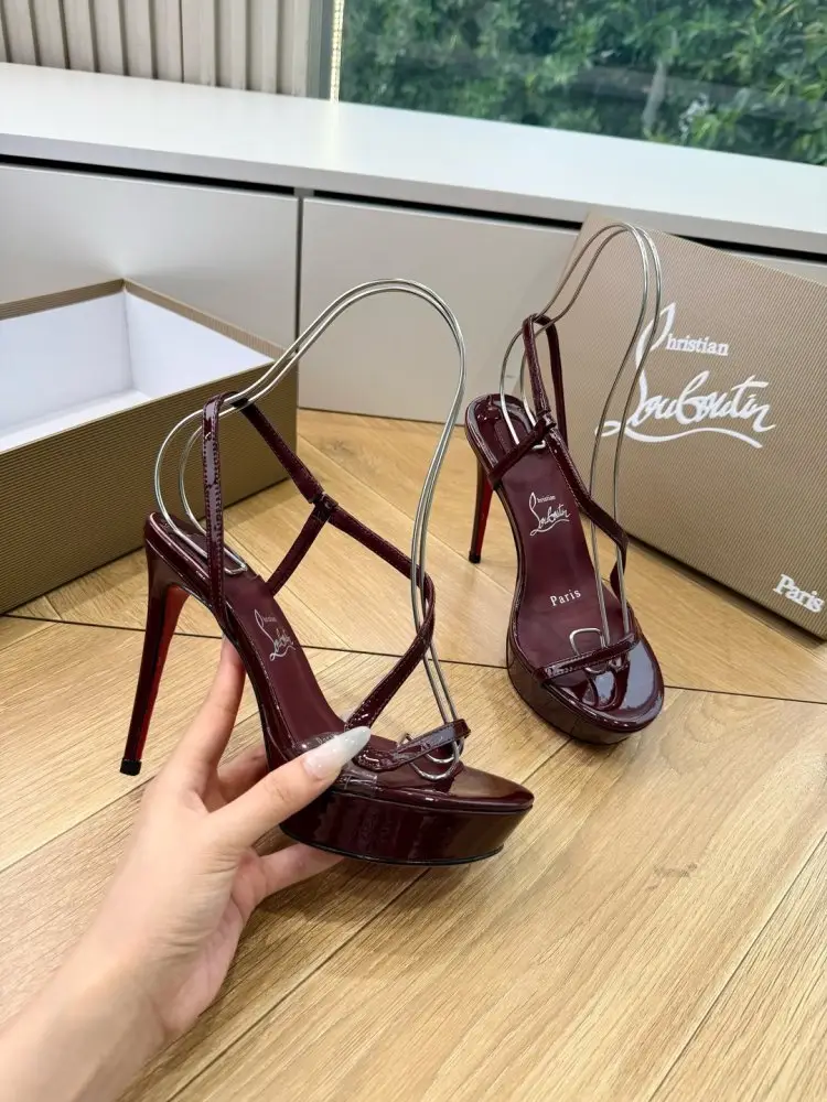 Christian Louboutin Босоніжки — Фото 5