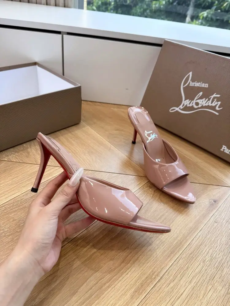 Christian Louboutin Босоножки — Фото 5