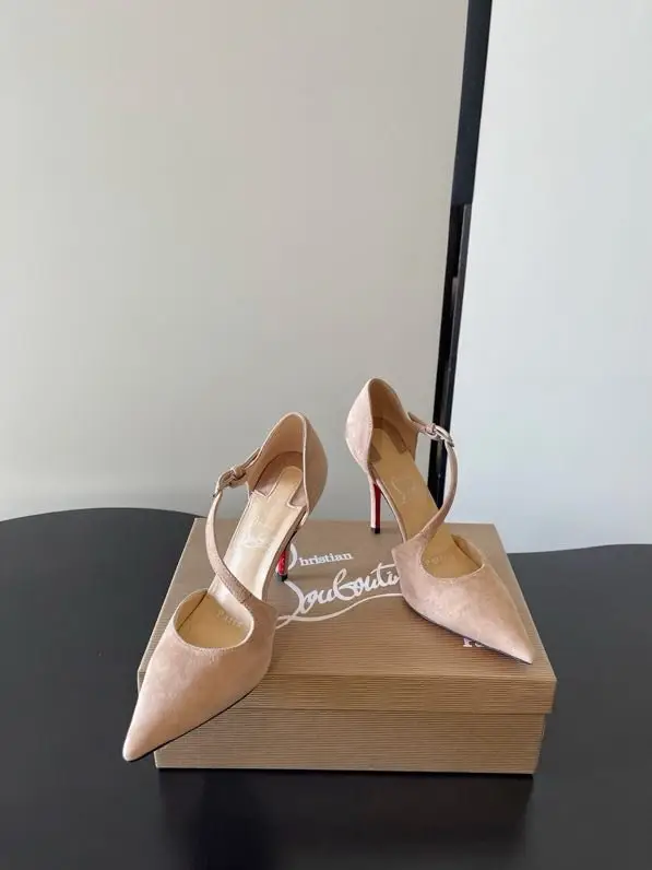 Christian Louboutin Туфли на высоком каблуке — Фото 2