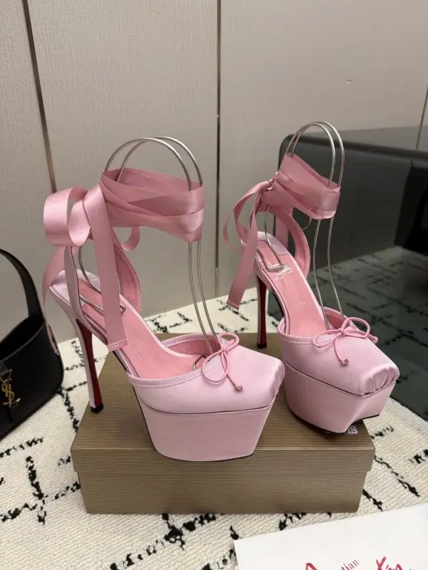 Christian Louboutin — Туфли на платформе с квадратным носком