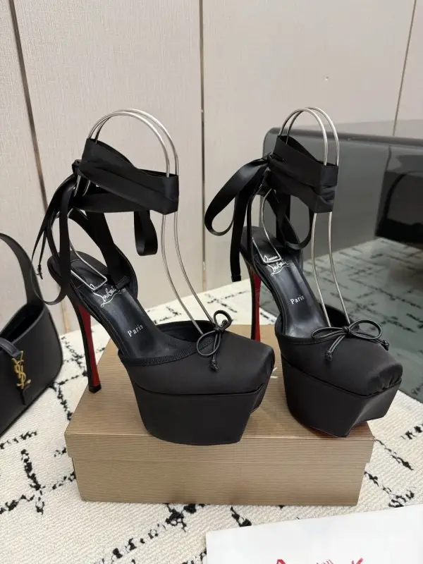 Christian Louboutin Shoes on platform from square the toe — Photo 1