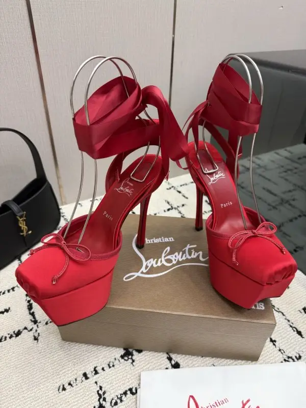 Christian Louboutin Туфли на платформе с квадратным носком — Фото 3