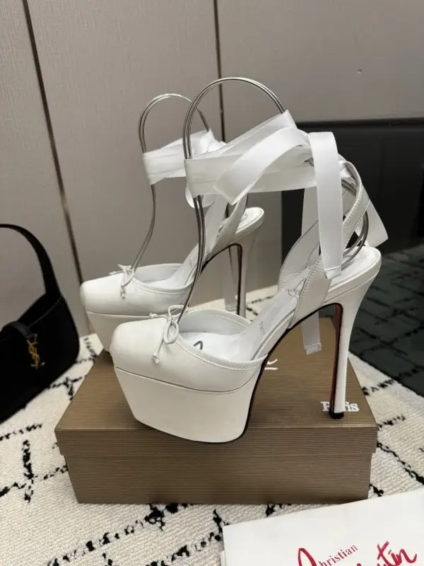 Christian Louboutin Туфли на платформе с квадратным носком — Фото 4