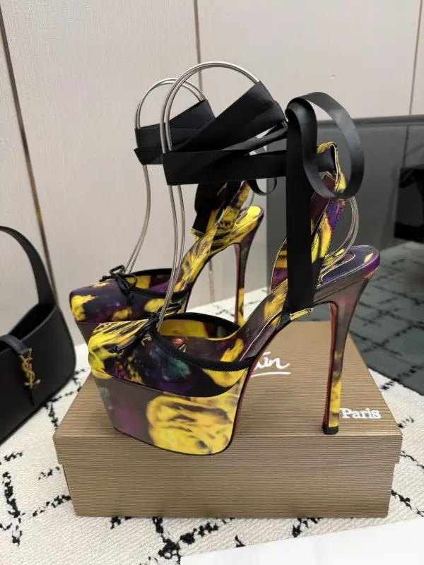 Christian Louboutin Туфли на платформе с квадратным носком — Фото 4