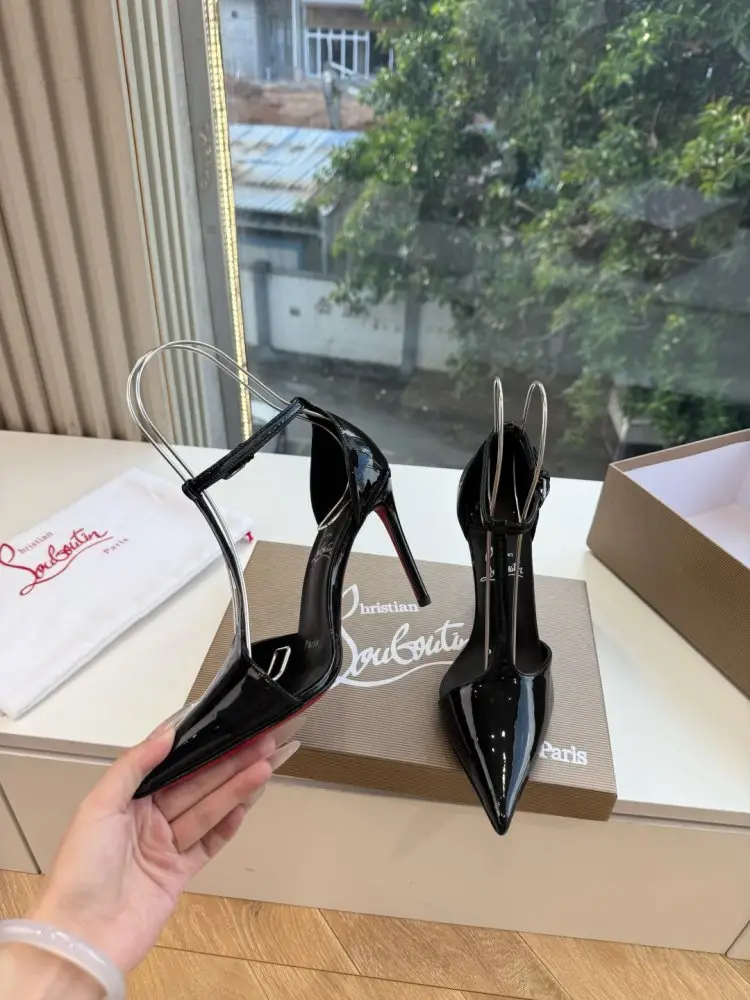 Christian Louboutin Shoes women's on stud — Photo 2
