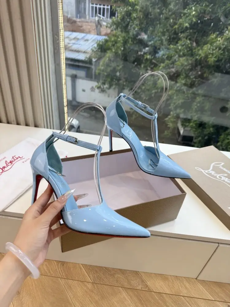 Christian Louboutin Туфли женские на шпильке — Фото 3