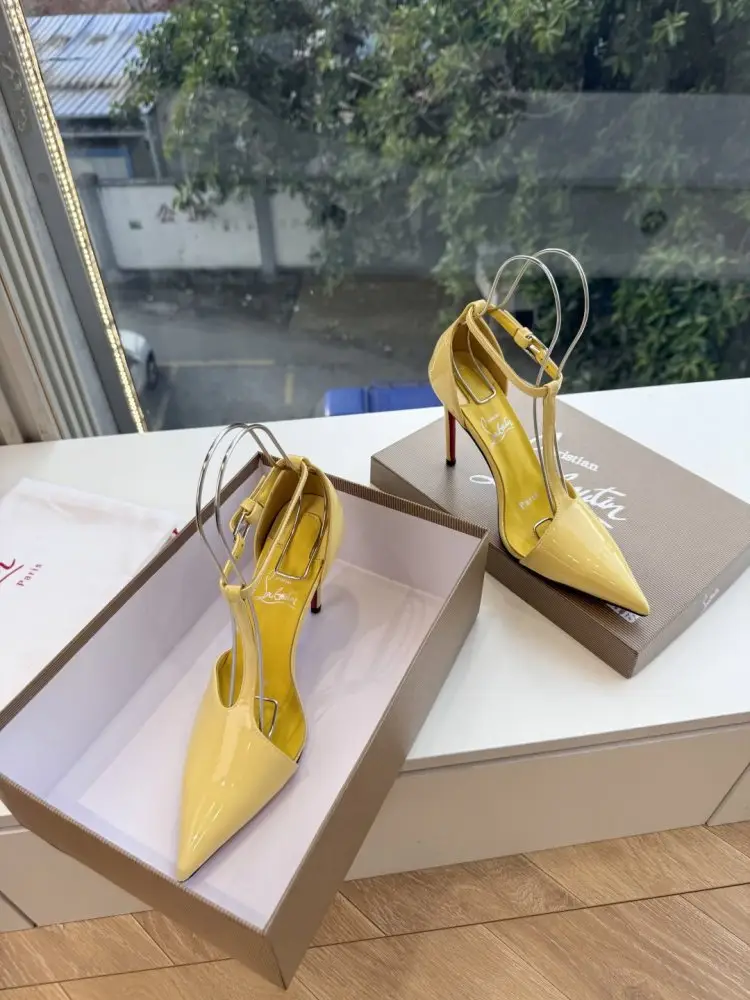 Christian Louboutin Туфлі жіночі на шпильці — Фото 4