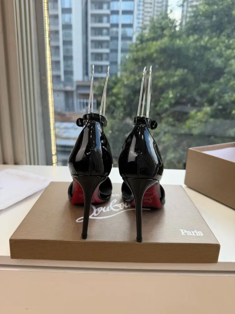 Christian Louboutin Shoes women's on stud — Photo 5