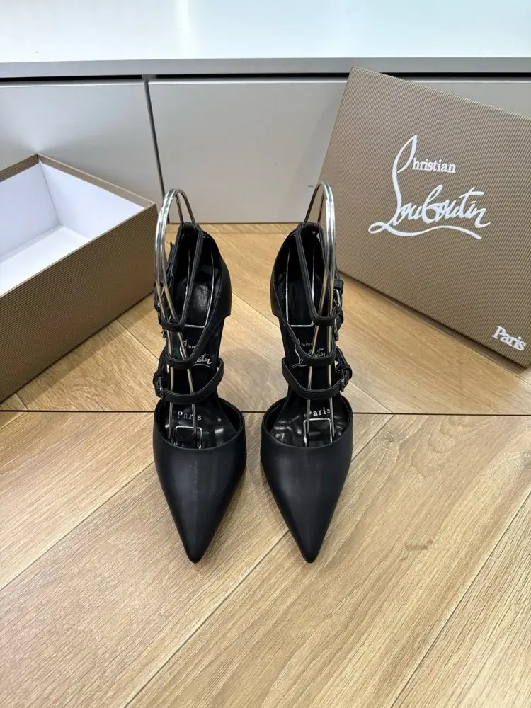 Christian Louboutin Туфли женские — Фото 2