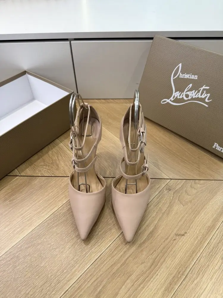Christian Louboutin Shoes women's — Photo 2