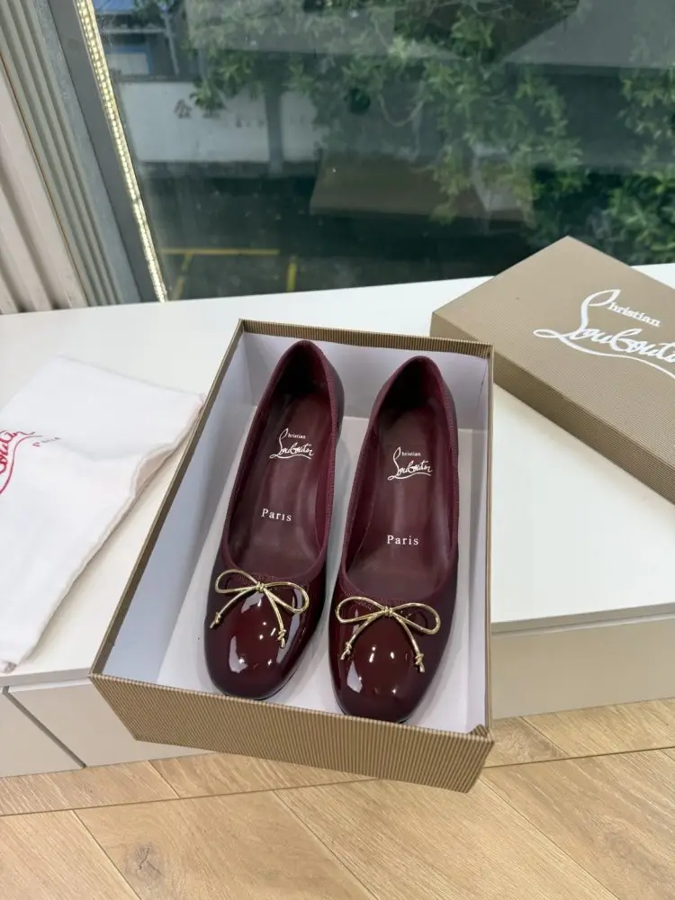 Christian Louboutin Туфли женские — Фото 2