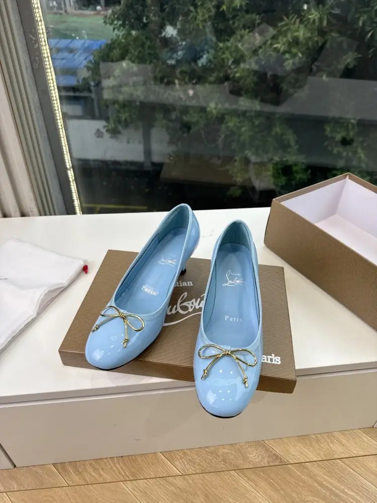 Christian Louboutin Туфли женские — Фото 4