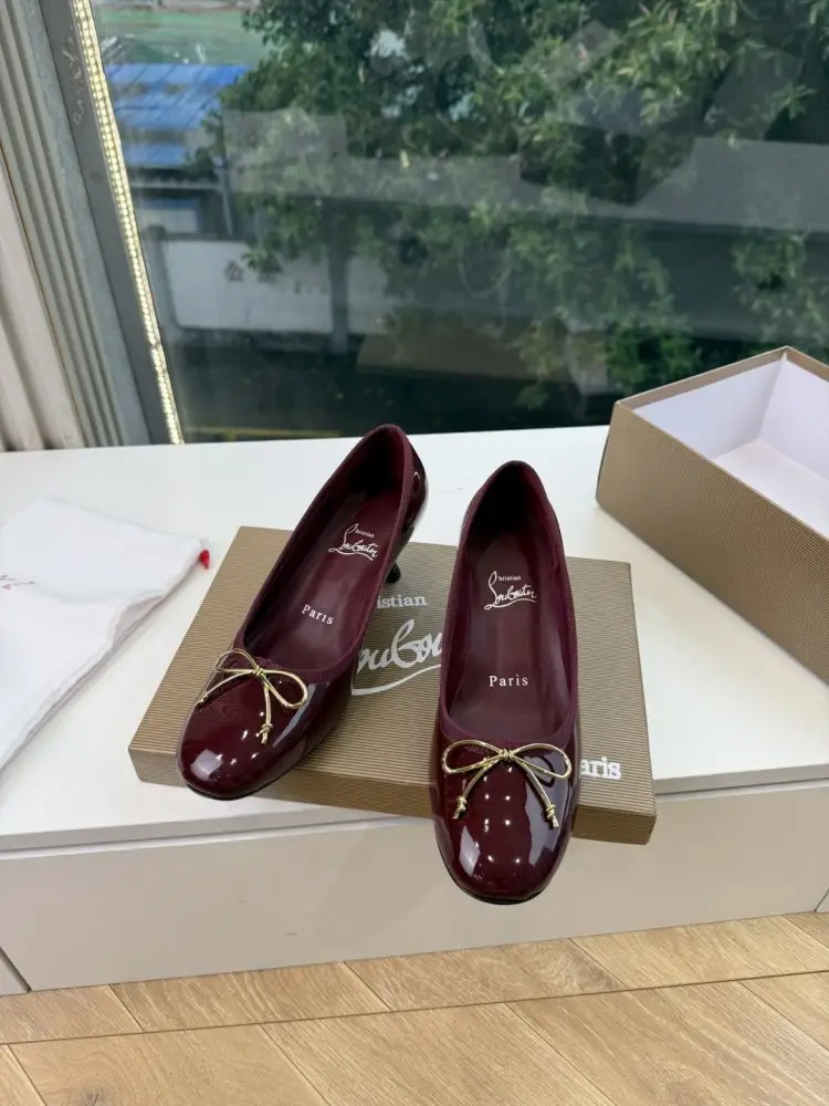 Christian Louboutin Туфли женские — Фото 4