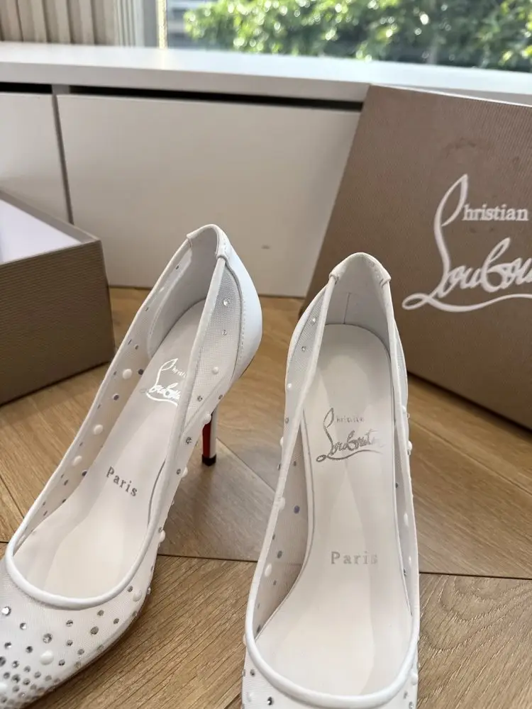Christian Louboutin Туфли женские — Фото 5