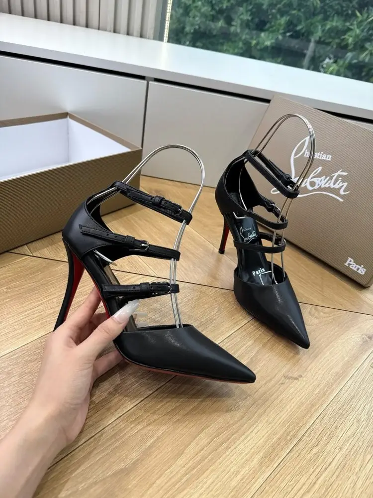 Christian Louboutin Туфли женские — Фото 5