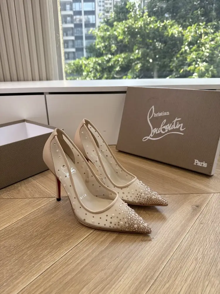 Christian Louboutin Туфлі жіночі — Фото 5