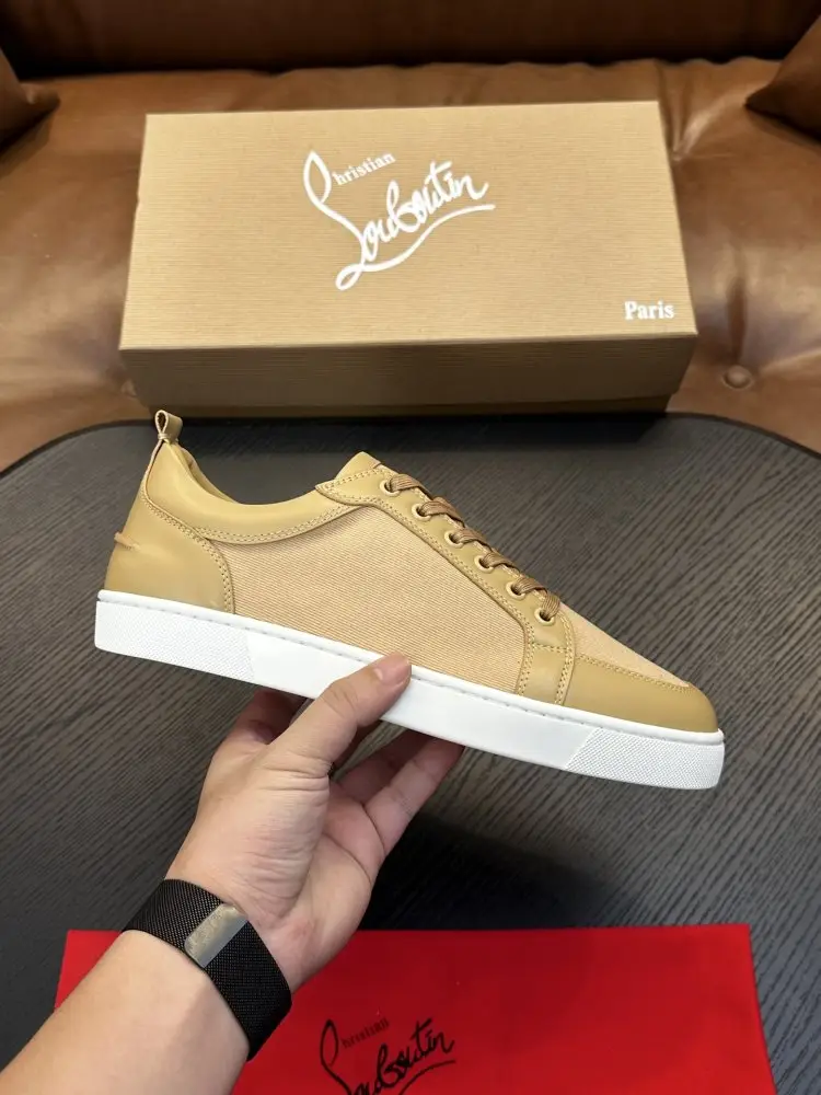 Christian Louboutin — Кросівки