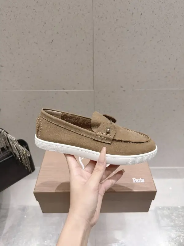 Christian Louboutin Suede лоферы women's — Photo 5