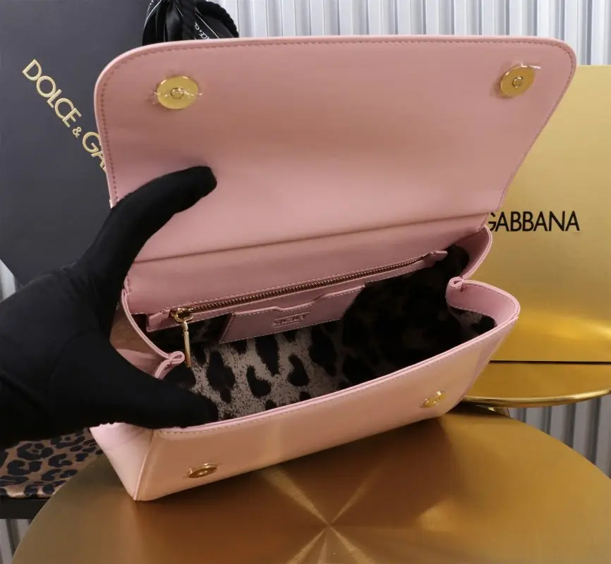 Dolce & Gabbana A bag Sicily 25 cm of lacquered veal skin — Photo 5