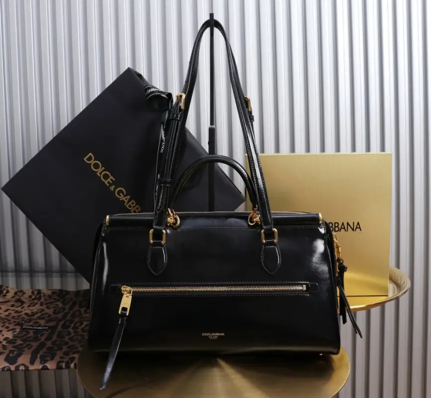 Dolce & Gabbana Сумка Vittoria Medium Calfskin 30 см — Фото 3