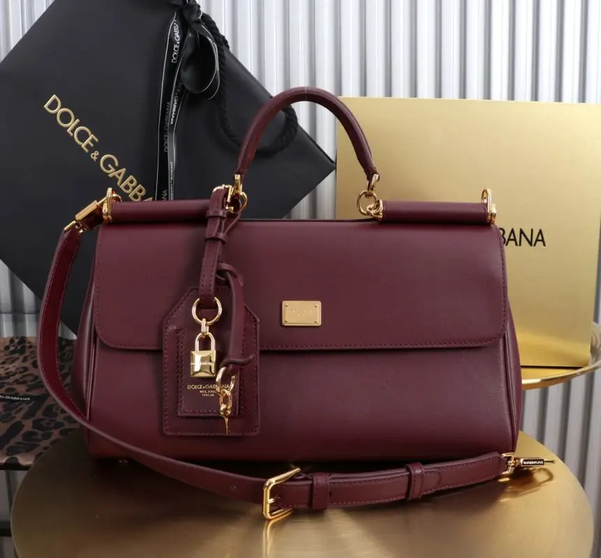 Dolce & Gabbana — Шкіряна сумка My Sicilly 30 см