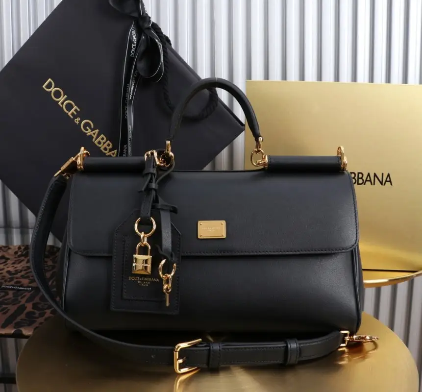 Dolce & Gabbana — Шкіряна сумка My Sicilly 30 см