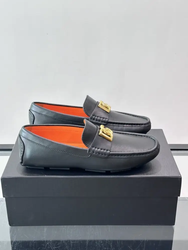 Dolce & Gabbana Лоферы men's — Photo 1