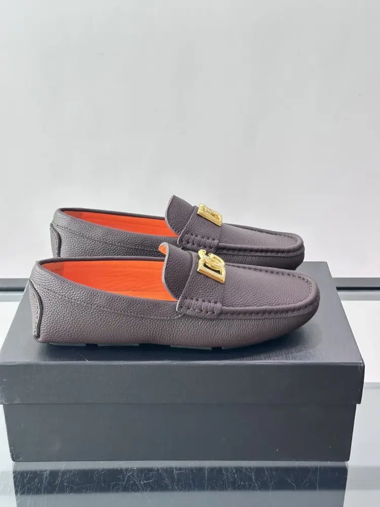 Dolce & Gabbana Лоферы men's — Photo 1