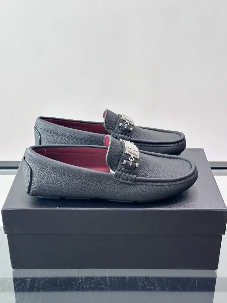 Dolce & Gabbana Лоферы мужские — Фото 1