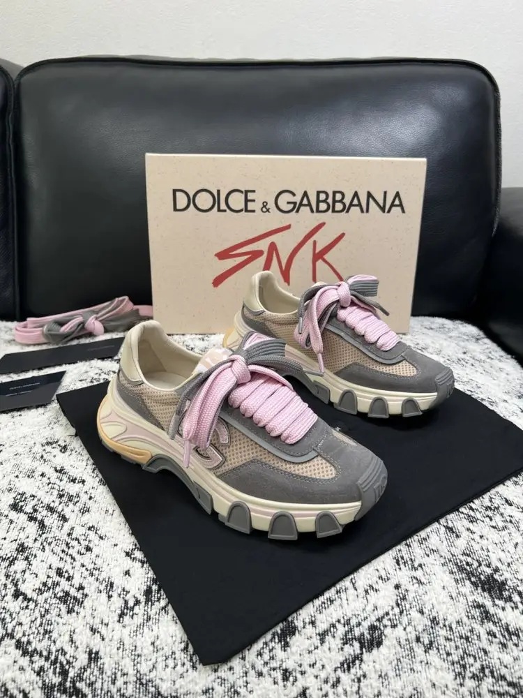 Dolce & Gabbana — Кросівки жіночі