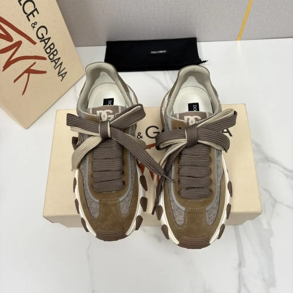 Dolce & Gabbana Sneakers — Photo 2