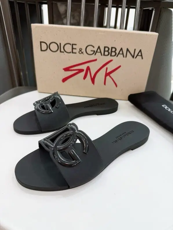Dolce & Gabbana Шлепанцы женские — Фото 5