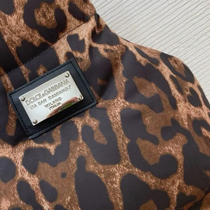 Dolce & Gabbana Жилетка на пуху жіноча — Фото 4