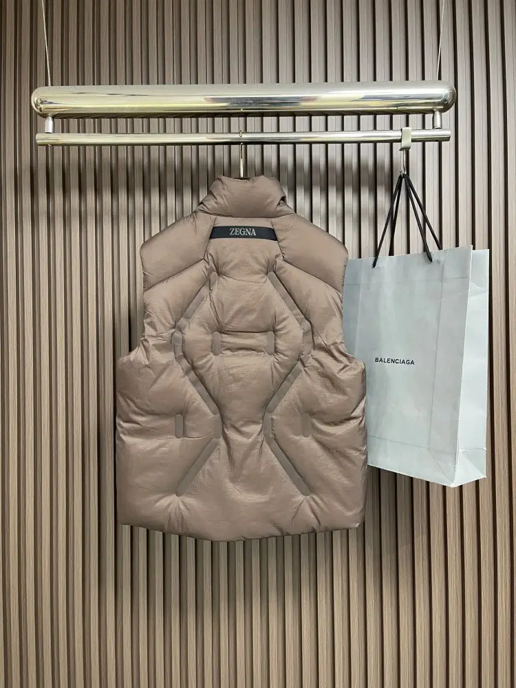 ZEGNA Vest men's — Photo 2
