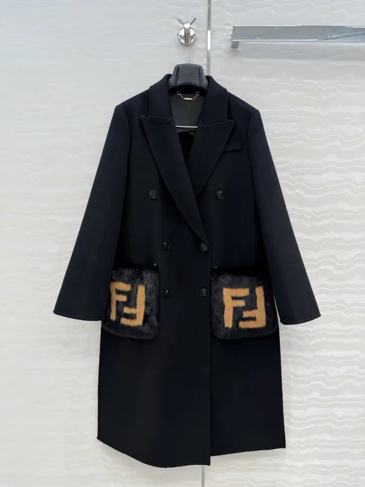 Fendi — Пальто кашемірове жіноче з хутром норки