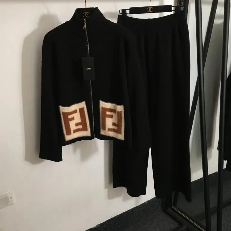 Fendi — Костюм жіночий