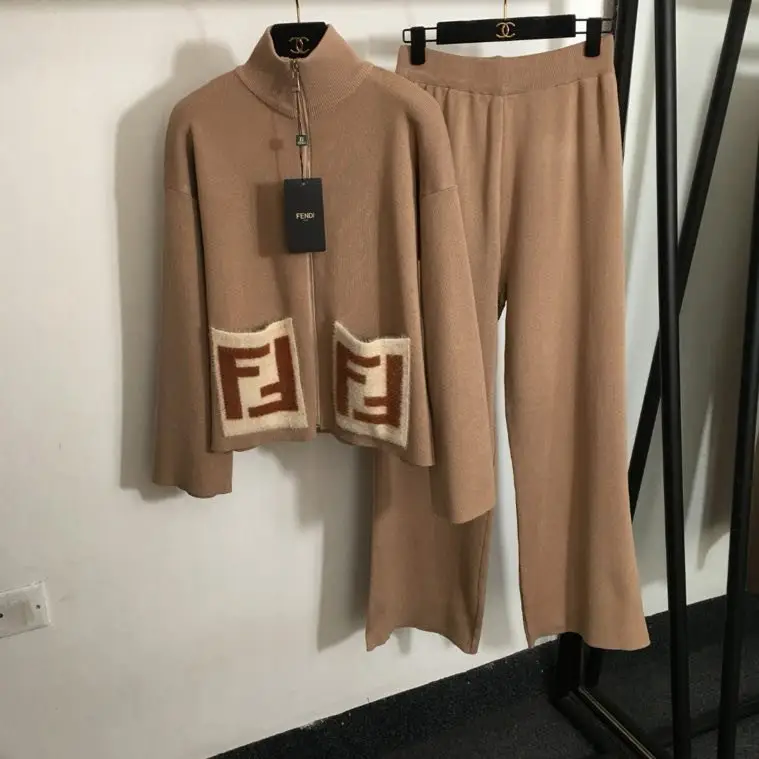 Fendi Costume female — Photo 2
